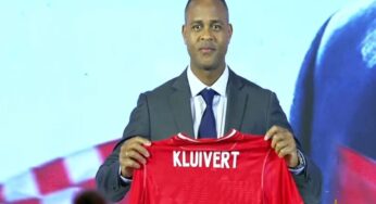 Pelatih Timnas Indonesia Patrick Kluivert Ajak Para Pemain untuk Berdiskusi Strategi Permainan