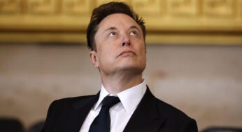 Elon Musk Makin Aktif Berpolitik, Tesla Merugi Besar?