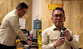 Pabrik Ponsel Ilegal di Cengkareng Ditutup Mendag Budi Santoso
