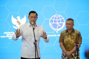 AHY Tegaskan Bahaya & Manfaat AI