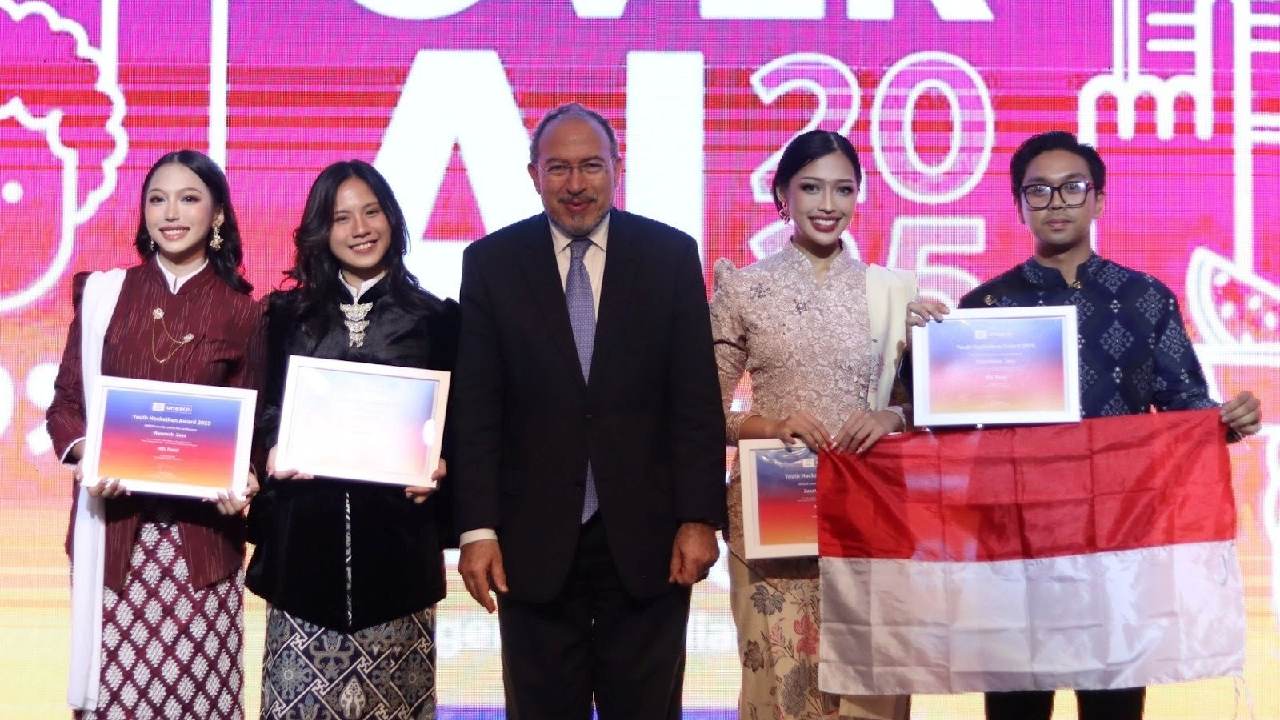 Mahasiswa Indonesia Menang UNESCO Youth Hackathon 2025 Lewat Game Anti-Hoaks MIL Point