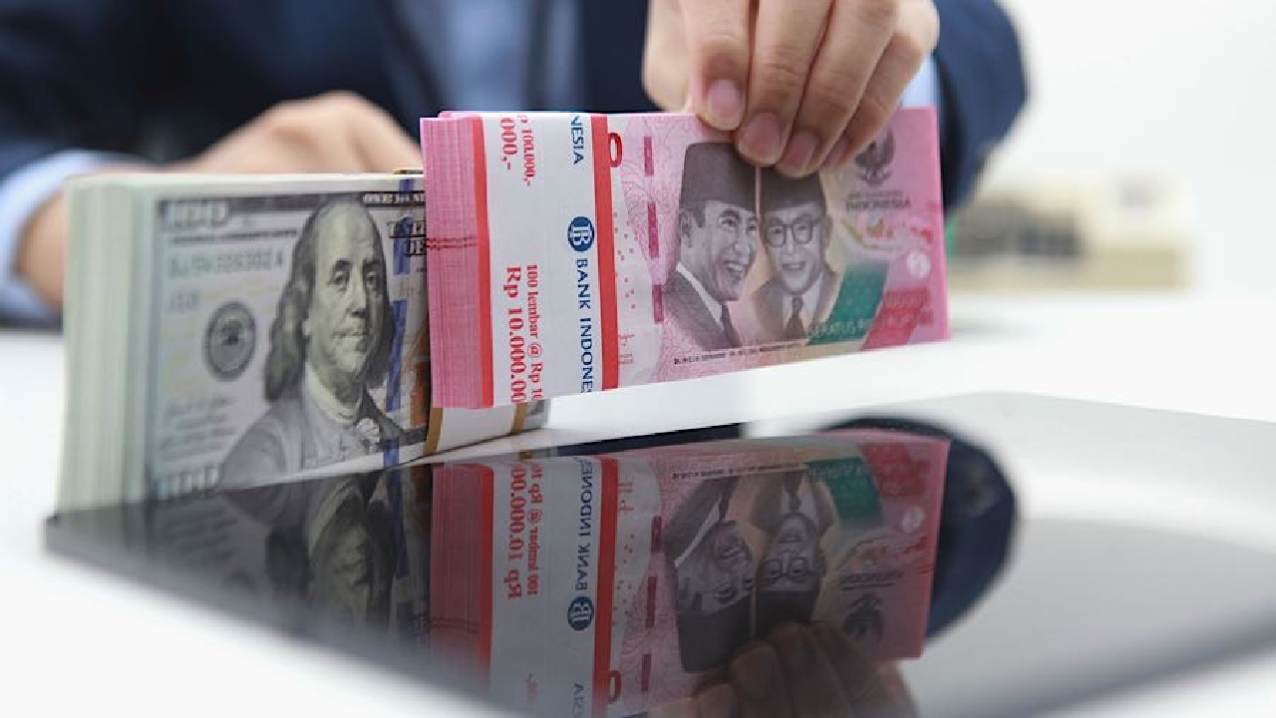 Rupiah Menguat di Hari Terakhir 2025, Jadi yang Terbaik di Asia